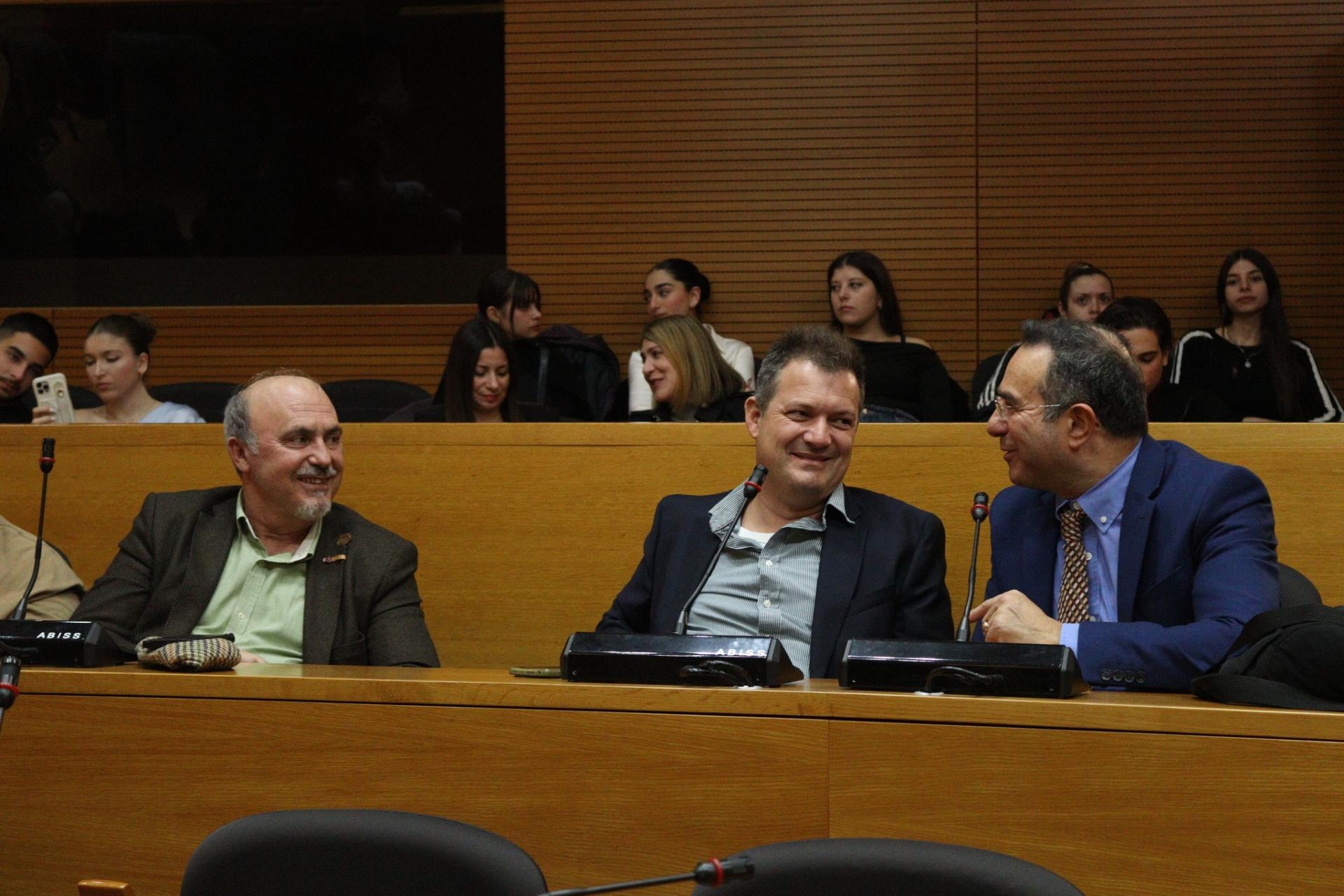 597388191_1277804374387848_8882456816676738959_n